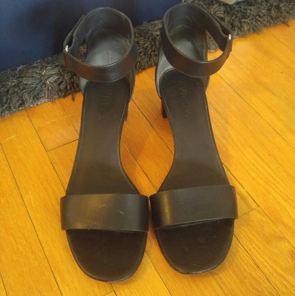 ⛔SOLD⛔ VINCE Black Ankle Strap Block Heel Sandal - Picture 5 of 11